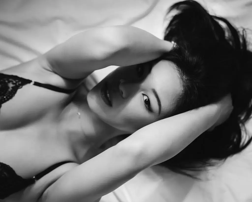 London boudoir photoshoot in the studio