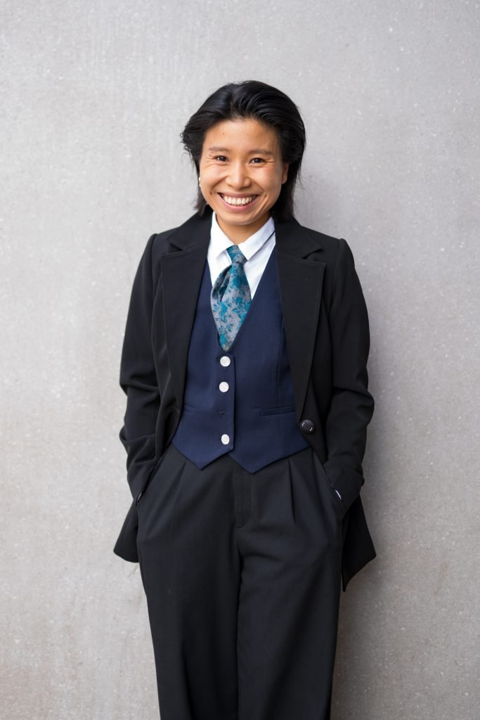 NATURAL HEADSHOTS AND PORTRAITS LONDON