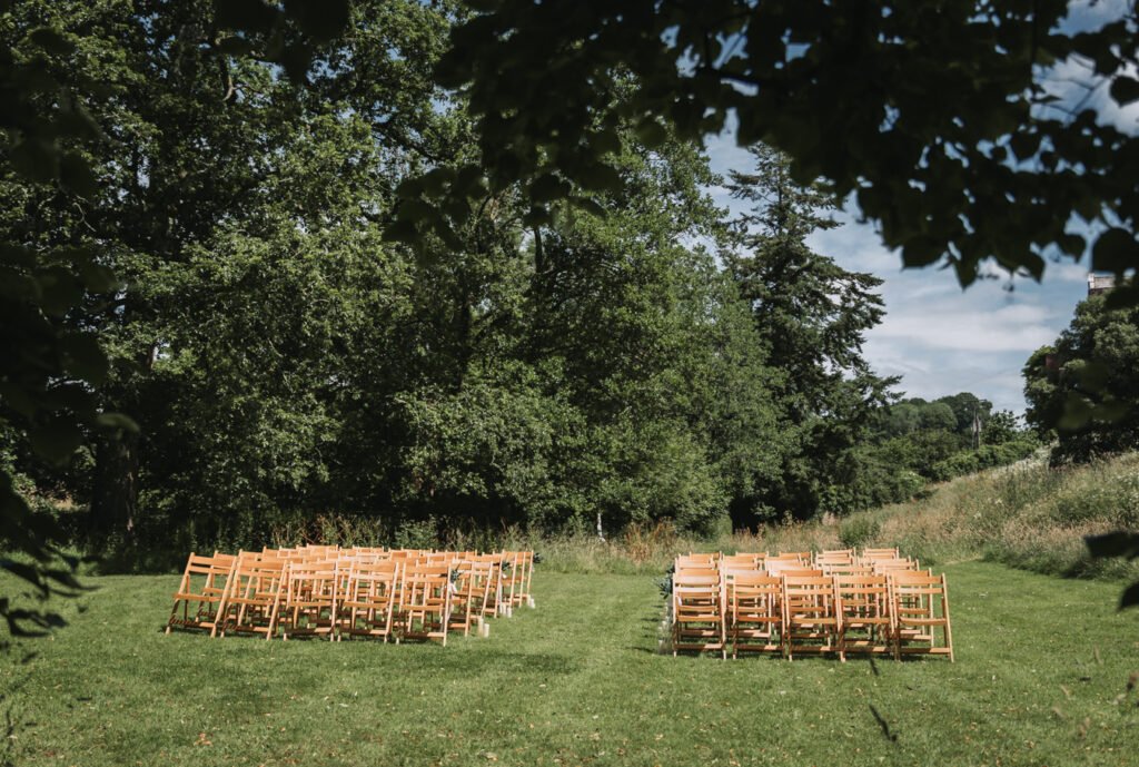 Lost Music Hall destination wedding photographer.